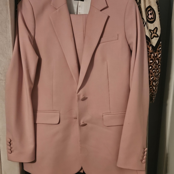 The Kooples - Pink Pant Suit...cause Pink is the new Black - Picture 3 of 5